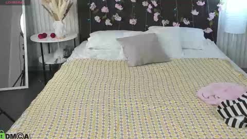 Snapshot of barbie_staze chatting on November 2025 02:14:01 AM Barbie Staze online show from November 2025 02:14:01 AM