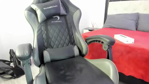 Snapshot of barbieteeen chatting on November 2025 04:56:02 AM Barbie... online show from November 2025 04:56:02 AM