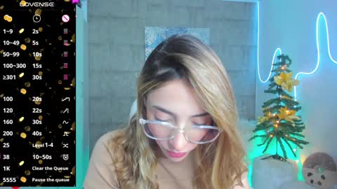 Snapshot of barbiie_scoth chatting on December 2024 03:40:02 AM Barbie Scot online show from December 2024 03:40:02 AM