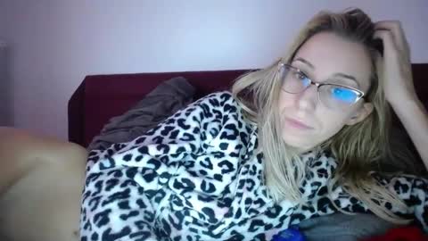 Lena online show from February 2025 12:23:02 PM