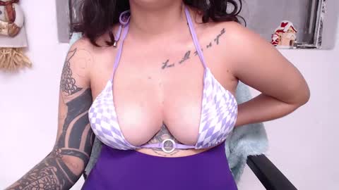 Snapshot of basementlove chatting on December 2024 03:32:01 PM basementlove online show from December 2024 03:32:01 PM