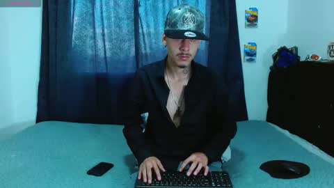 Bastian online show from November 2025 10:01:02 PM