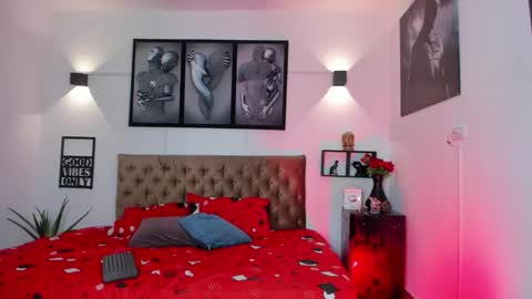 bastian_jones1 online show from October 2025 01:17:01 AM