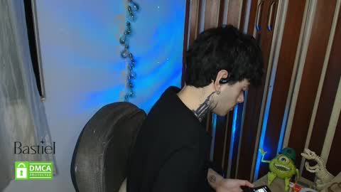 Bastiel online show from October 2025 02:34:01 AM