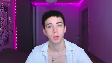 Snapshot of batarol0 chatting on October 2025 08:25:01 PM mett online show from October 2025 08:25:01 PM