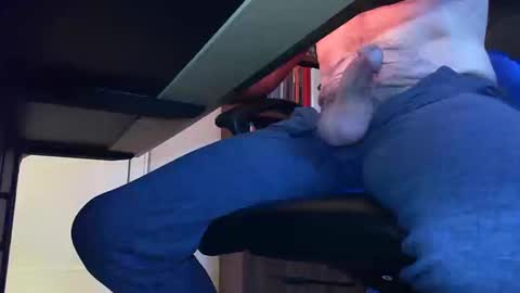 Snapshot of batebro13 chatting on October 2025 02:28:01 PM BateBro13 online show from October 2025 02:28:01 PM