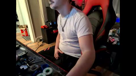 Snapshot of baterboy8687 chatting on February 2025 03:16:02 PM baterboy8687 online show from February 2025 03:16:02 PM