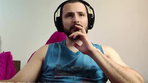 Snapshot of baxxline chatting on October 2025 10:09:01 PM Baxxline online show from October 2025 10:09:01 PM