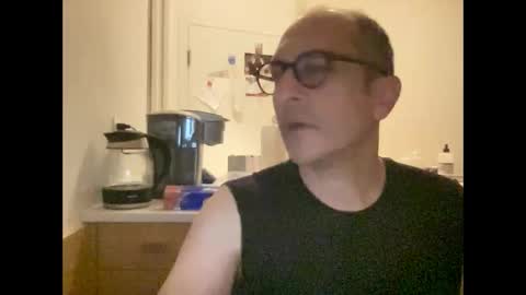 bball_lover_ online show from September 2025 10:25:02 AM