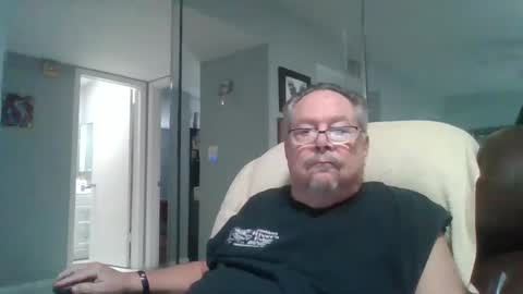 Single Grandpa in Florida. Love to C2C and have Fun Privately online show from October 2025 04:48:02 PM