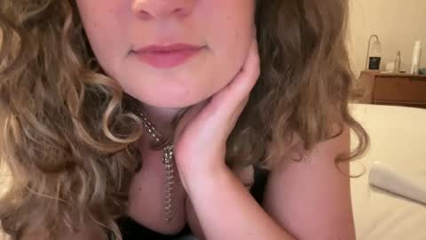 bbbecky33 online show from September 2025 02:11:01 AM
