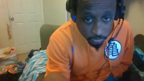 rocker n queen online show from December 2024 06:17:01 PM