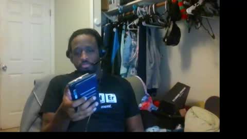 rocker n queen online show from December 2024 05:43:01 PM