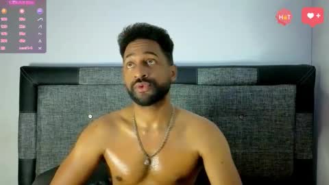 Snapshot of bbcblackhot33 chatting on October 2025 03:17:01 AM john online show from October 2025 03:17:01 AM