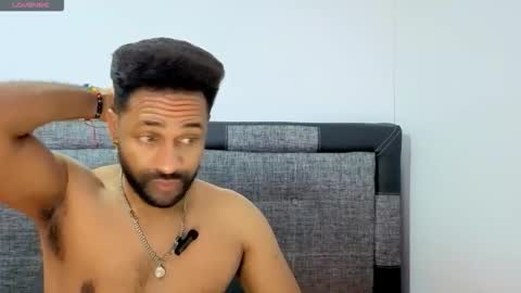 Snapshot of bbcblackhot33 chatting on November 2025 04:11:02 AM john online show from November 2025 04:11:02 AM