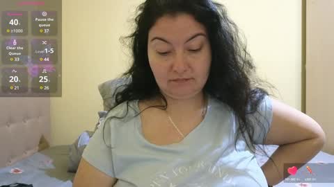Emma online show from February 2025 06:42:02 PM