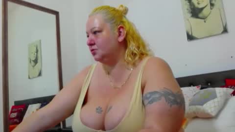 Snapshot of bbwblackdevon chatting on November 2025 09:32:01 AM Black Devon online show from November 2025 09:32:01 AM