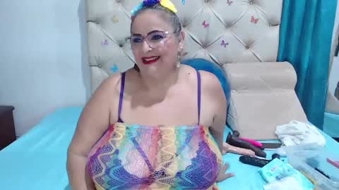 Salome online show from January 2025 08:43:01 PM