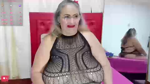 Salome online show from September 2025 08:42:01 PM