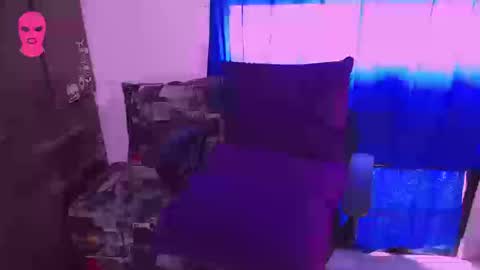 Amber  online show from September 2025 02:43:01 PM