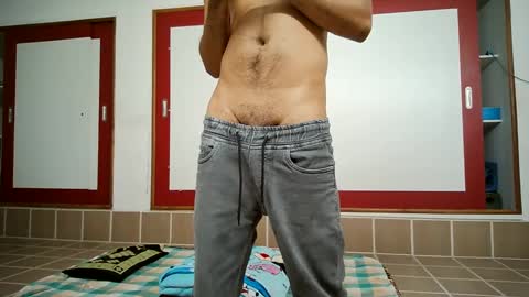 Snapshot of be1cooldick chatting on December 2024 09:57:01 AM Saina online show from December 2024 09:57:01 AM