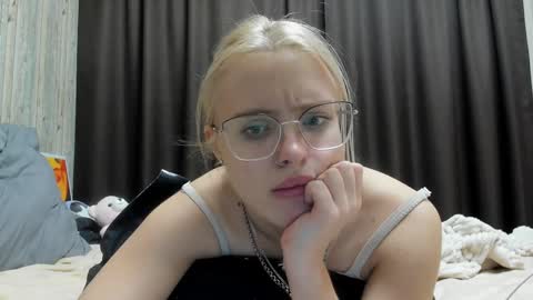 Summer BABY online show from December 2024 06:04:02 PM