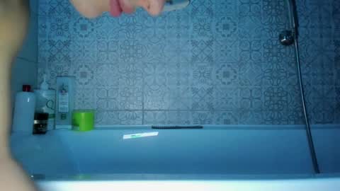 Summer BABY online show from December 2024 07:00:02 PM