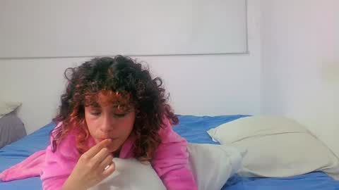 Sara  Juan online show from December 2024 02:28:01 AM