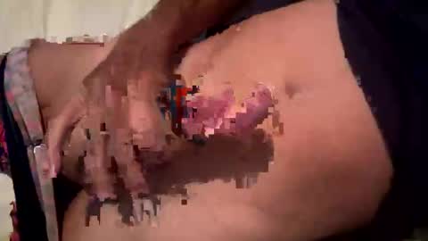 Snapshot of beachguy469 chatting on October 2025 02:45:02 AM BeachGuy online show from October 2025 02:45:02 AM