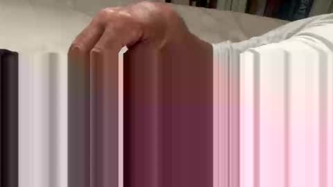 Snapshot of beachguy469 chatting on November 2025 03:47:02 PM BeachGuy online show from November 2025 03:47:02 PM