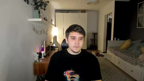 bear_beer130 online show from October 2025 04:29:01 PM