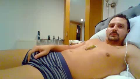 Snapshot of bearboudior chatting on November 2025 12:04:01 PM bearboudior online show from November 2025 12:04:01 PM