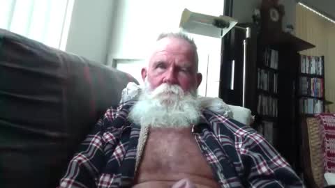 beardbushy online show from September 2025 05:56:02 PM