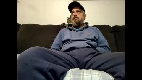 bearded_woodsman online show from December 2024 04:54:02 AM