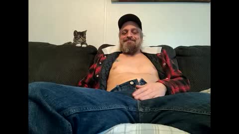 bearded_woodsman online show from December 2024 04:38:01 PM