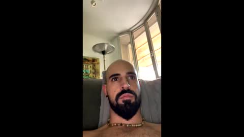 Snapshot of beardedbaldy_09 chatting on October 2025 02:27:02 PM Ask me online show from October 2025 02:27:02 PM