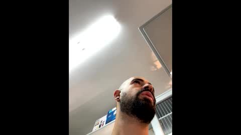 Snapshot of beardedbaldy_09 chatting on October 2025 07:52:02 AM Ask me online show from October 2025 07:52:02 AM