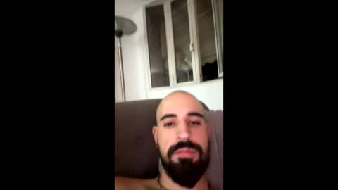 Snapshot of beardedbaldy_09 chatting on October 2025 07:47:02 PM Ask me online show from October 2025 07:47:02 PM