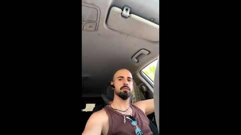 Snapshot of beardedbaldy_09 chatting on November 2025 08:58:01 AM Ask me online show from November 2025 08:58:01 AM