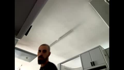 Snapshot of beardedbaldy_09 chatting on November 2025 12:38:02 PM Ask me online show from November 2025 12:38:02 PM