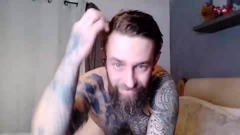 Snapshot of beardedtattedguy chatting on November 2025 04:28:02 PM beardedtattedguy online show from November 2025 04:28:02 PM