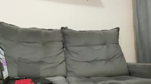 Min online show from October 2025 06:19:02 AM