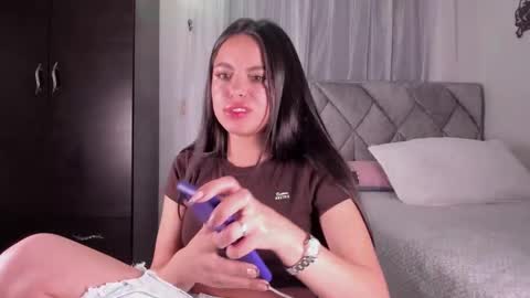 MELANI online show from February 2025 10:03:02 PM