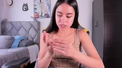 MELANI online show from September 2025 05:35:01 PM