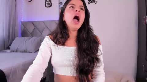 MELANI online show from September 2025 06:19:01 PM