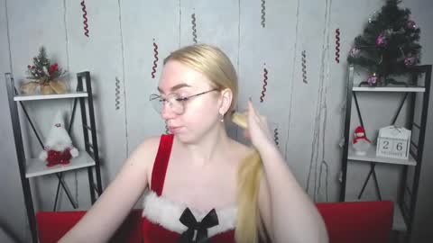 BeatriceFlyy online show from December 2024 03:31:02 PM