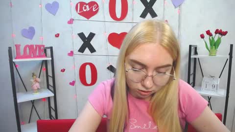 BeatriceFlyy online show from February 2025 12:22:01 PM