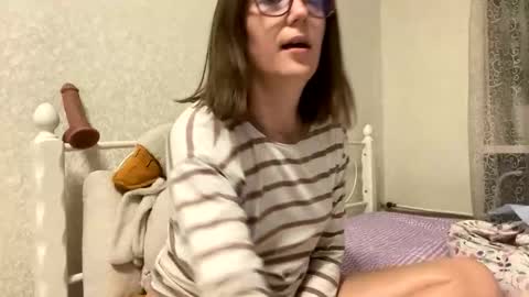 Snapshot of beatricetender chatting on October 2025 07:59:01 PM BeatriceTender online show from October 2025 07:59:01 PM