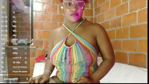 Beatzie online show from October 2025 05:24:02 PM