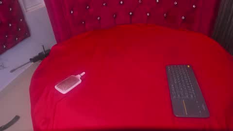 Snapshot of beautiful_mia21 chatting on September 2025 11:32:01 AM Mia online show from September 2025 11:32:01 AM